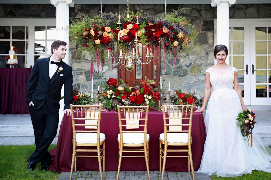 свадьба в бордово золотом цвете фото